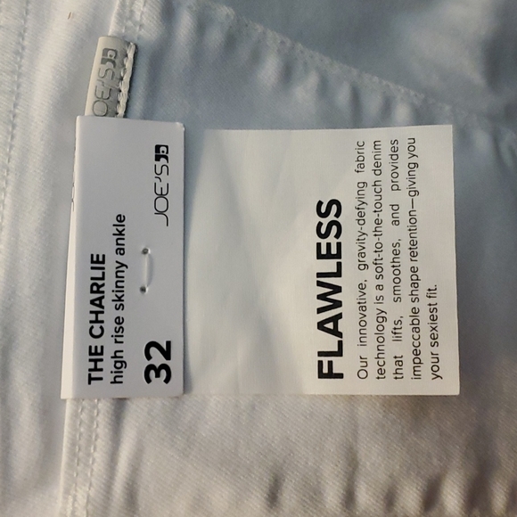 Joe's Jeans The Charlie/ Flawless/ High Rise Skinny Crop - Picture 5 of 12